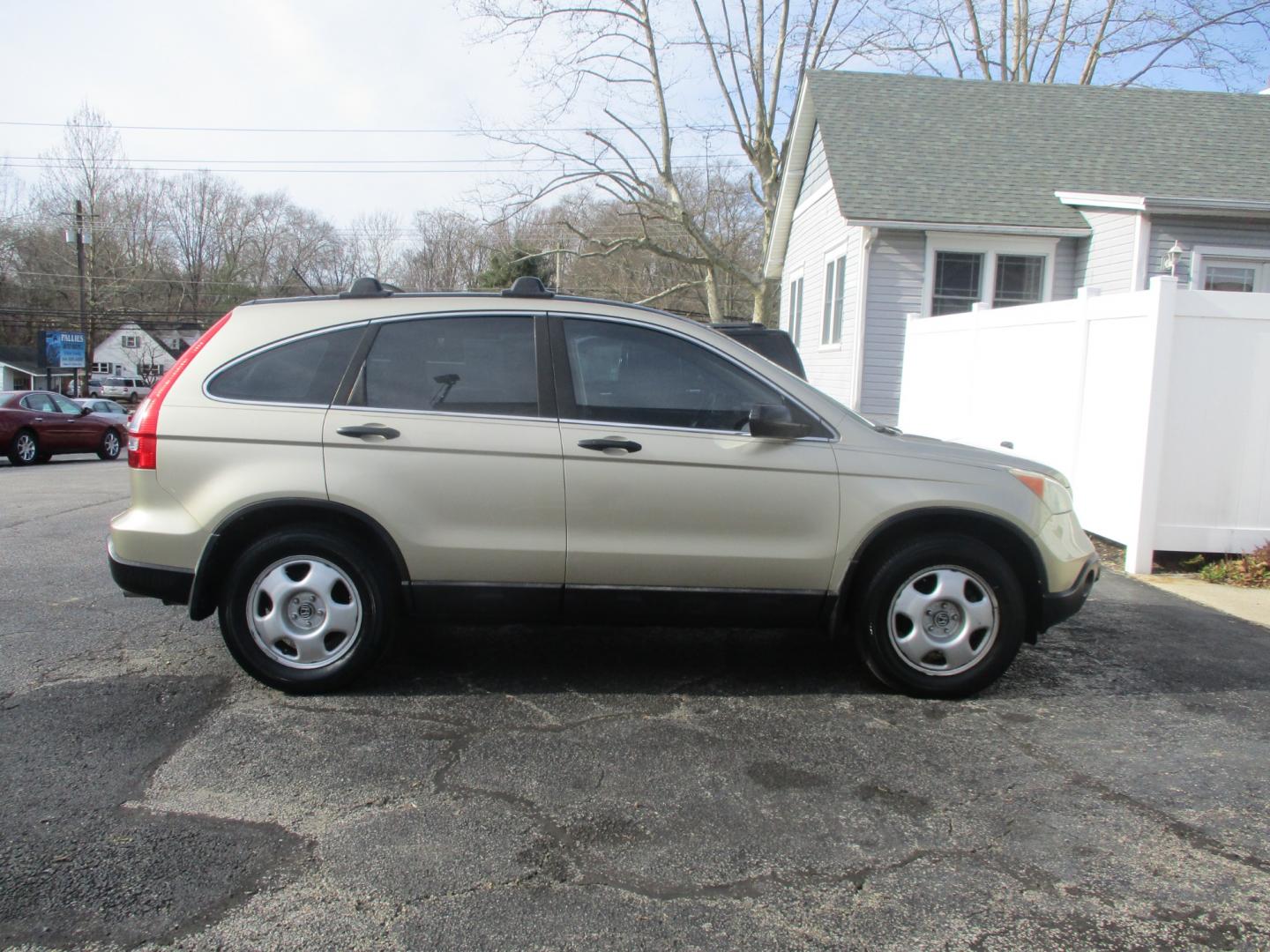 2008 TAN Honda CR-V LX 2WD AT (5J6RE38338L) with an 2.4L L4 DOHC 16V engine, 5-Speed Automatic Overdrive transmission, located at 540a Delsea Drive, Sewell, NJ, 08080, (856) 589-6888, 39.752560, -75.111206 - Photo#8